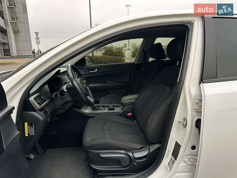 Седан Kia Optima 2016 в Киеве фото 26 Седан Kia Optima 2016 в Киеве