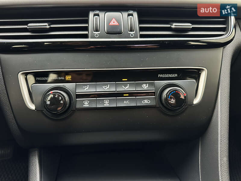 Седан Kia Optima 2016 в Киеве фото 32 Седан Kia Optima 2016 в Киеве