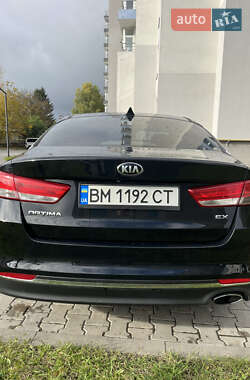 Седан Kia Optima 2016 в 