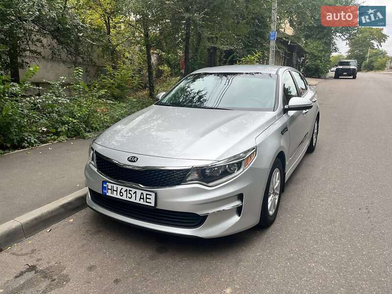 Седан Kia Optima 2017 в Одессе