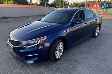 Седан Kia Optima 2016 в 