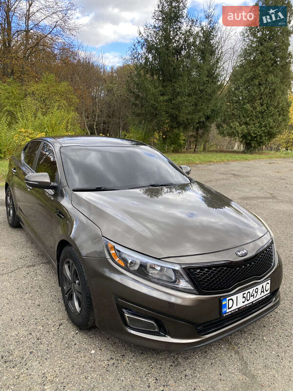 Седан Kia Optima 2013 в Бурштині