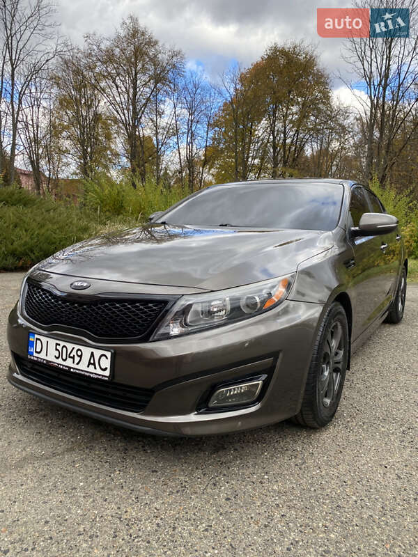 Седан Kia Optima 2013 в Бурштині