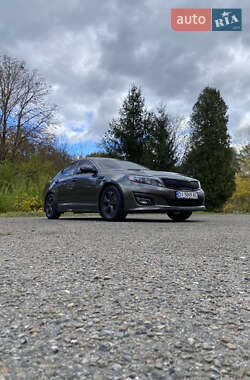 Седан Kia Optima 2013 в 