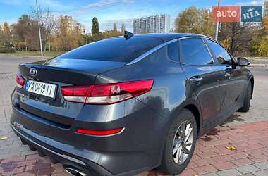 Седан Kia Optima 2019 в Киеве
