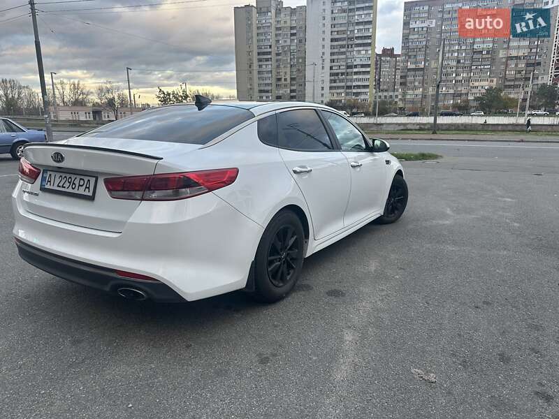 Седан Kia Optima 2016 в Киеве фото 2 Седан Kia Optima 2016 в Киеве