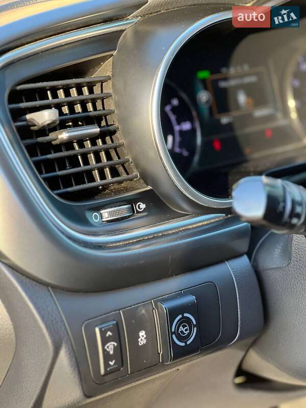 Седан Kia Optima 2015 в Одесі