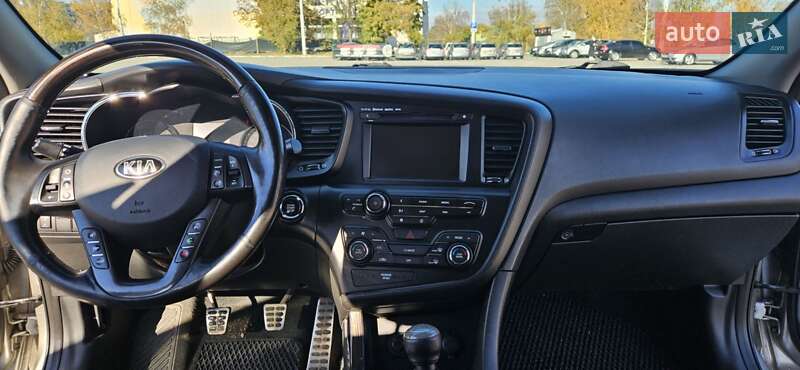 Седан Kia Optima 2012 в Запорожье