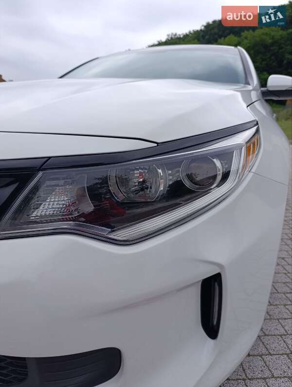Седан Kia Optima 2018 в Львове