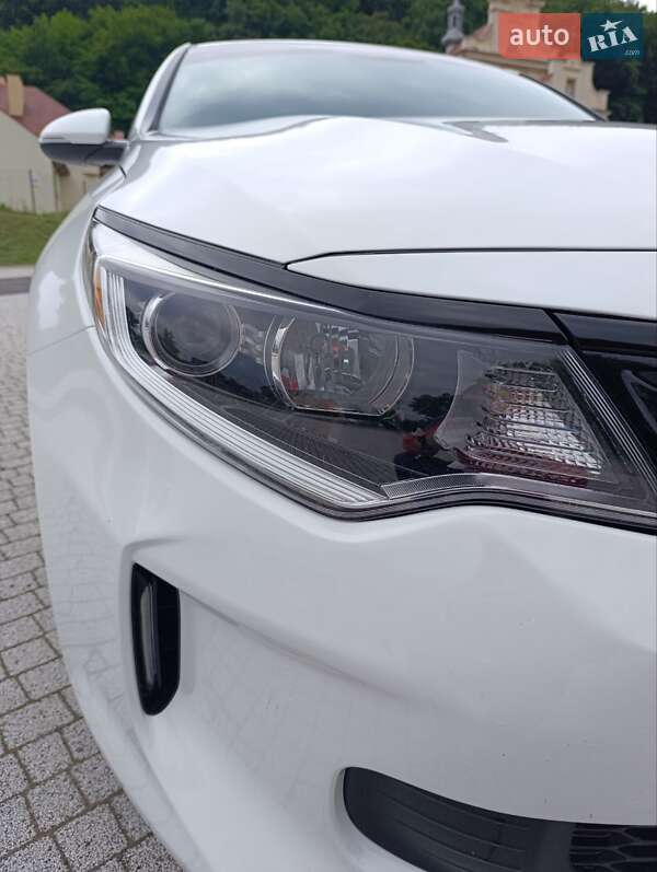 Седан Kia Optima 2018 в Львове