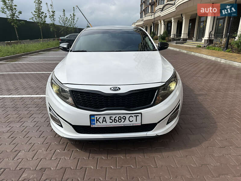 Седан Kia Optima 2013 в Киеве
