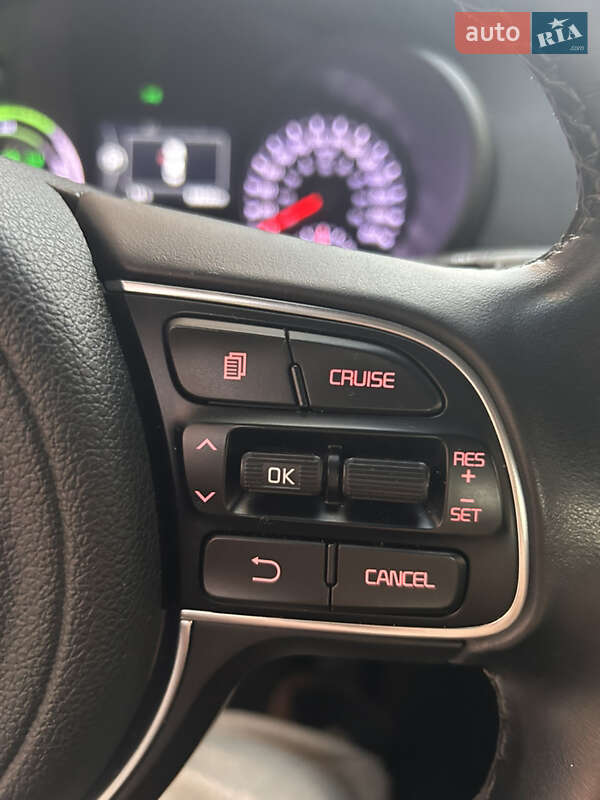 Седан Kia Optima 2017 в Одессе