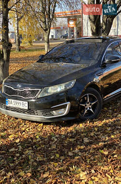 Седан Kia Optima 2013 в Новомиргороді