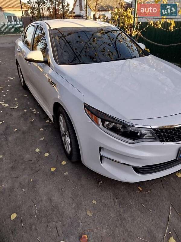 Седан Kia Optima 2018 в Благовещенском