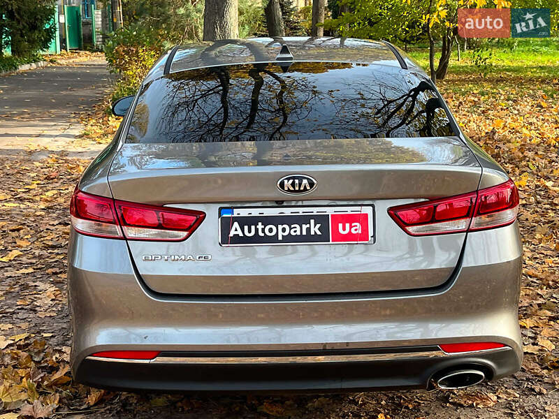 Седан Kia Optima 2017 в Киеве фото 9 Седан Kia Optima 2017 в Киеве