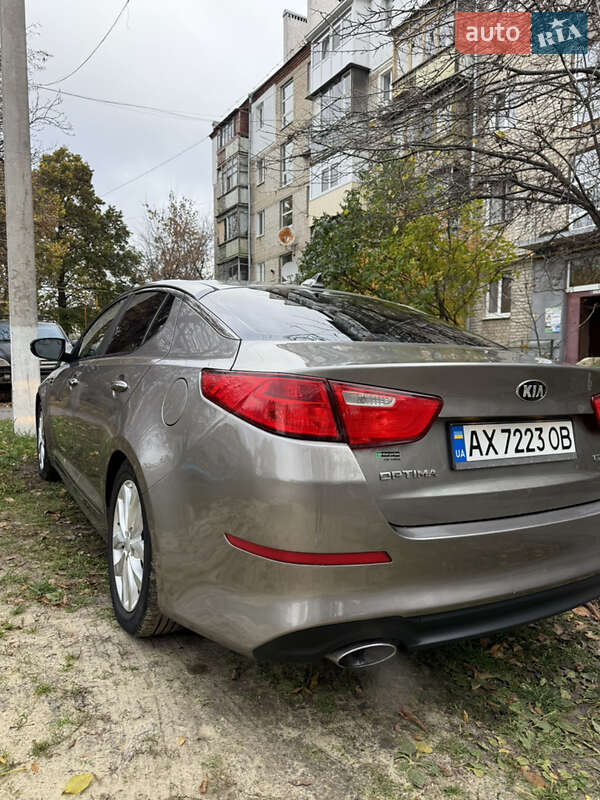 Седан Kia Optima 2014 в Харкові