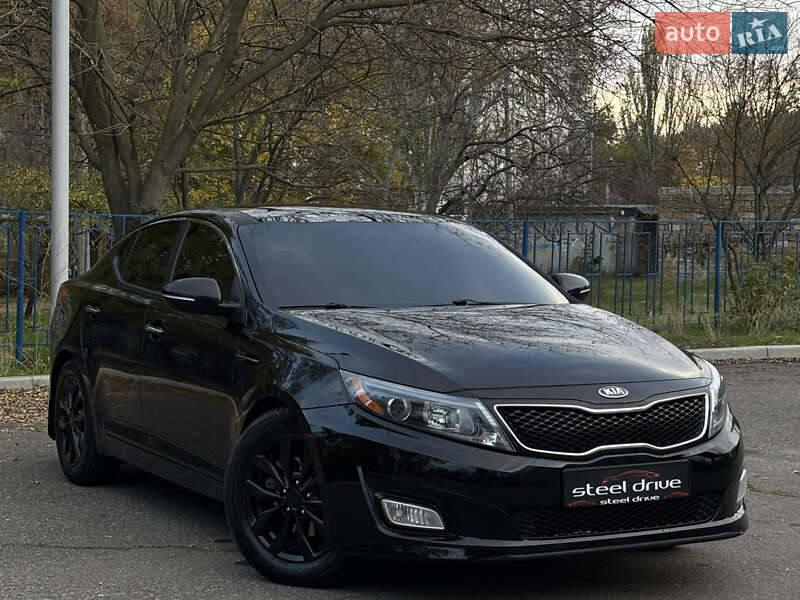 Седан Kia Optima 2013 в Николаеве