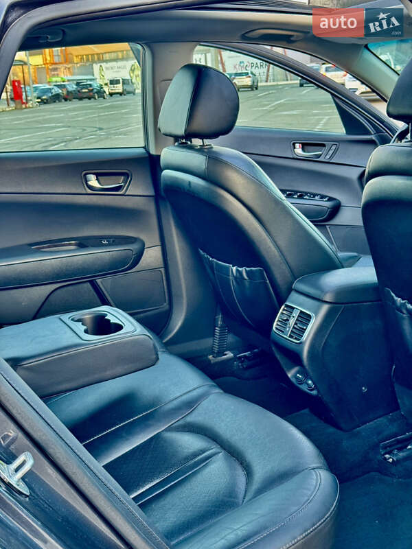 Седан Kia Optima 2016 в Киеве фото 12 Седан Kia Optima 2016 в Киеве