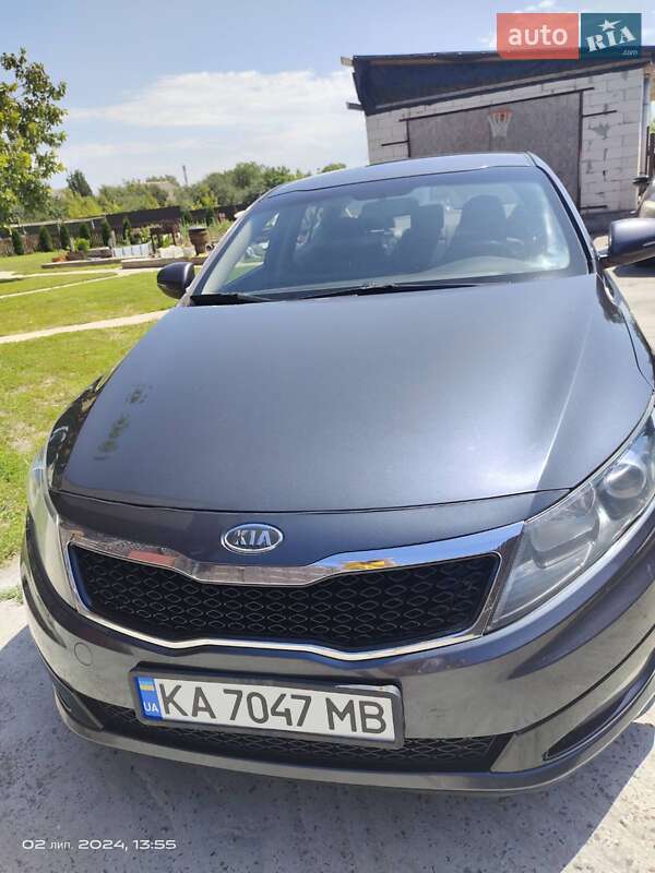 Седан Kia Optima 2011 в Киеве