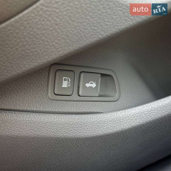 Седан Kia Optima 2015 в Дніпрі