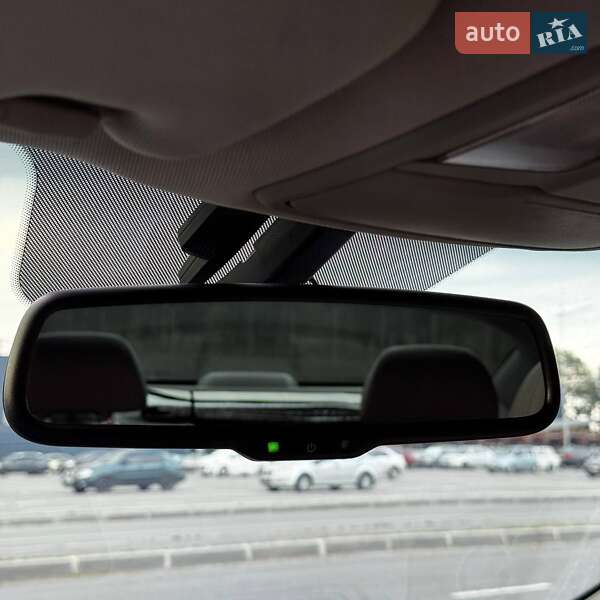 Седан Kia Optima 2015 в Дніпрі