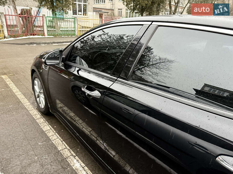 Седан Kia Optima 2016 в Харькове