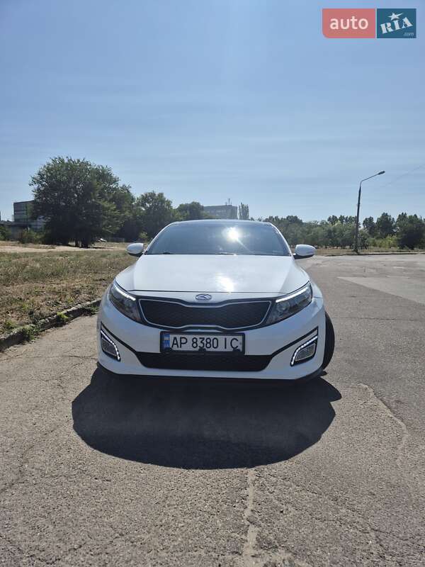 Седан Kia Optima 2012 в Запоріжжі