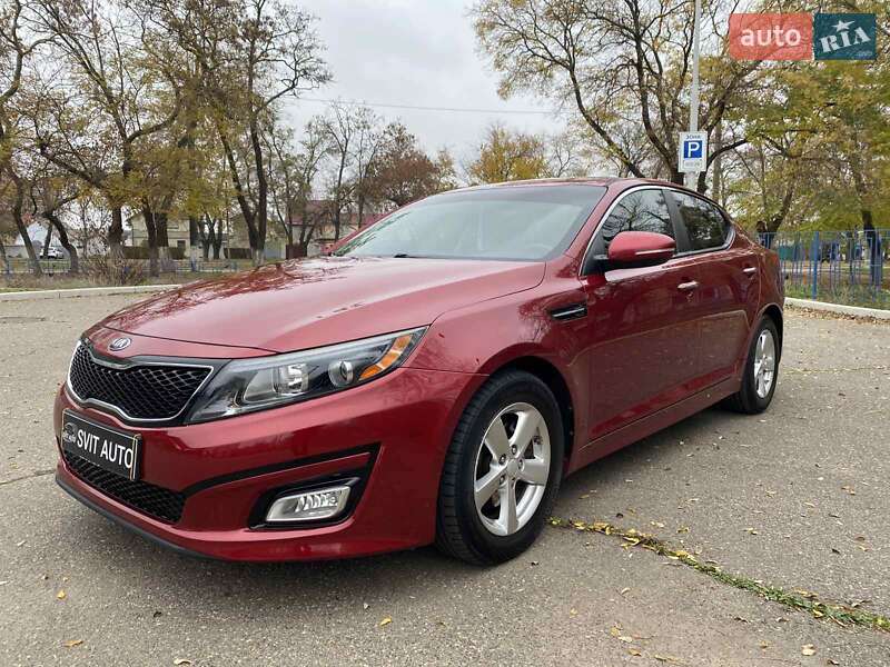 Седан Kia Optima 2015 в Николаеве