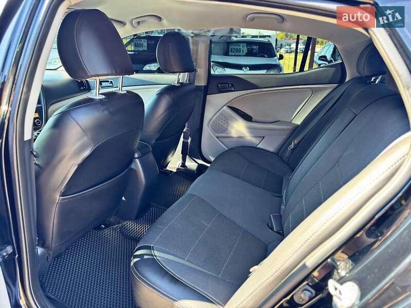 Седан Kia Optima 2012 в Кривом Роге фото 5 Седан Kia Optima 2012 в Кривом Роге