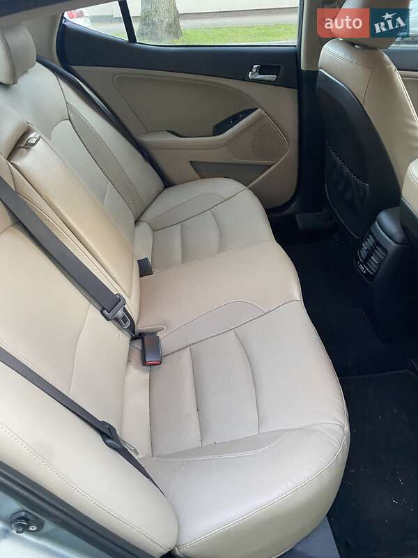 Седан Kia Optima 2014 в Одессе