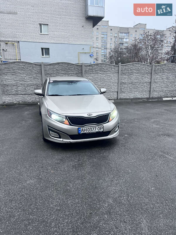 Седан Kia Optima 2013 в Днепре
