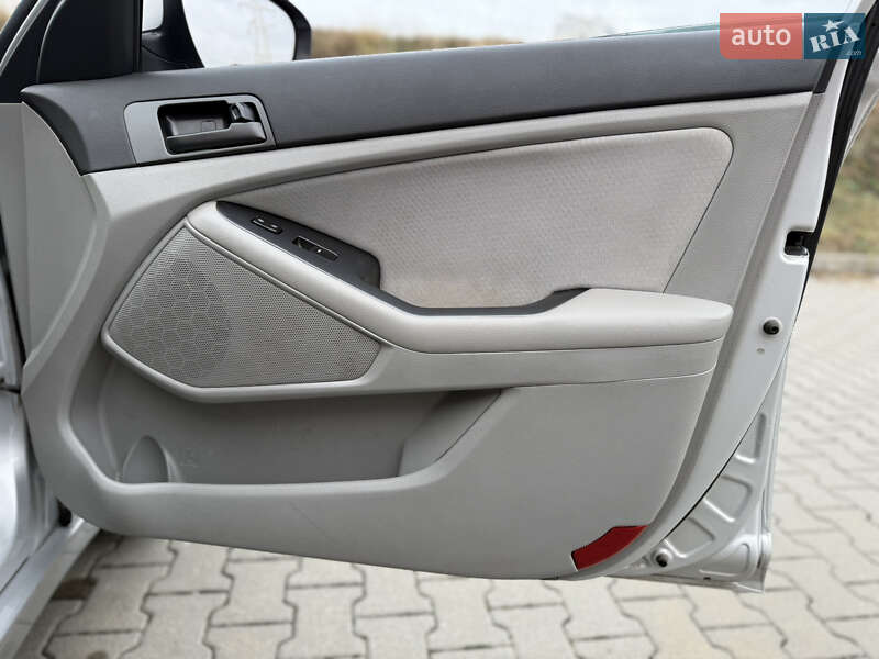 Седан Kia Optima 2012 в Києві фото 22 Седан Kia Optima 2012 в Києві