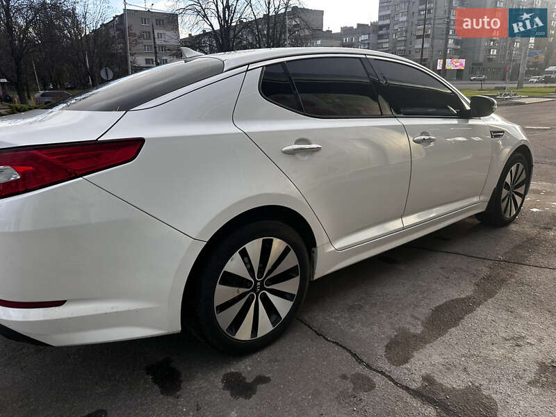 Седан Kia Optima 2011 в Полтаве