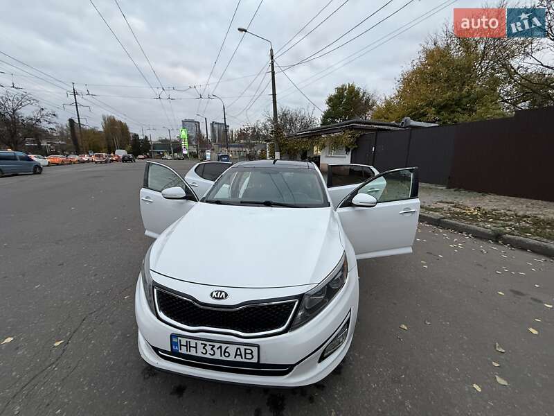 Седан Kia Optima 2014 в Одессе