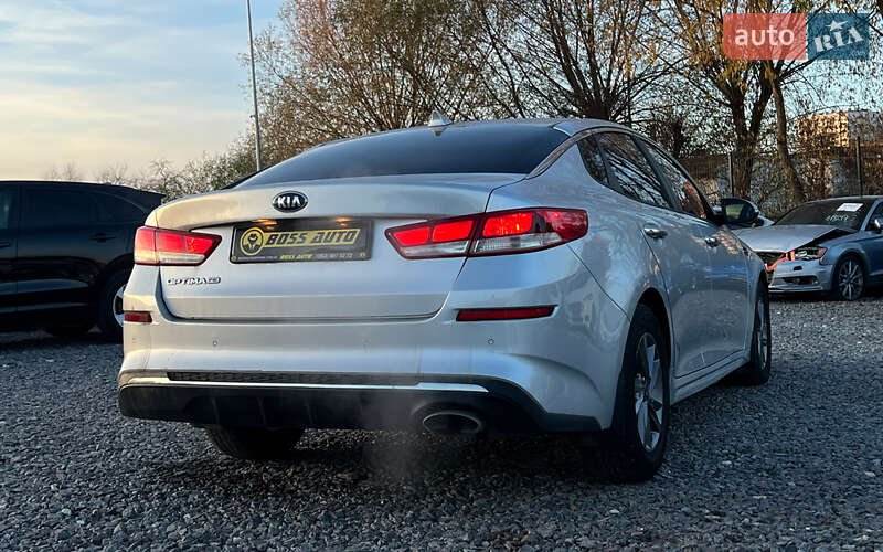 Седан Kia Optima 2020 в Львові