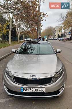Седан Kia Optima 2013 в Одессе