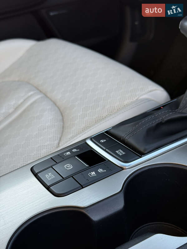 Седан Kia Optima 2016 в Львове фото 7 Седан Kia Optima 2016 в Львове