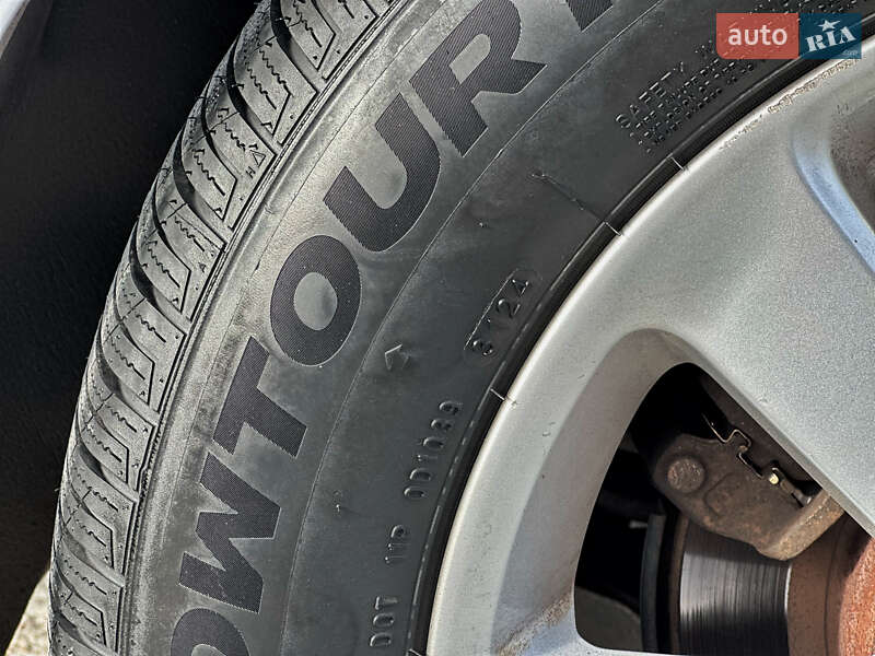 Седан Kia Optima 2016 в Києві