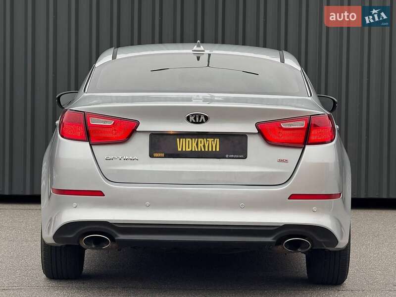 Седан Kia Optima 2015 в Киеве