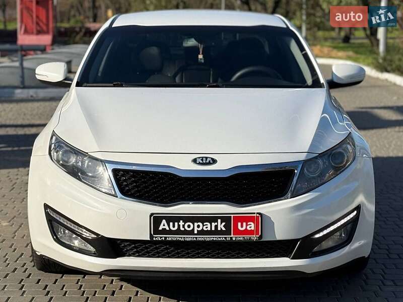 Седан Kia Optima 2012 в Одессе