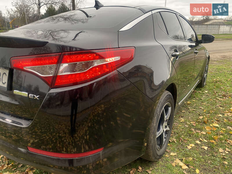 Седан Kia Optima 2013 в Новомиргороде