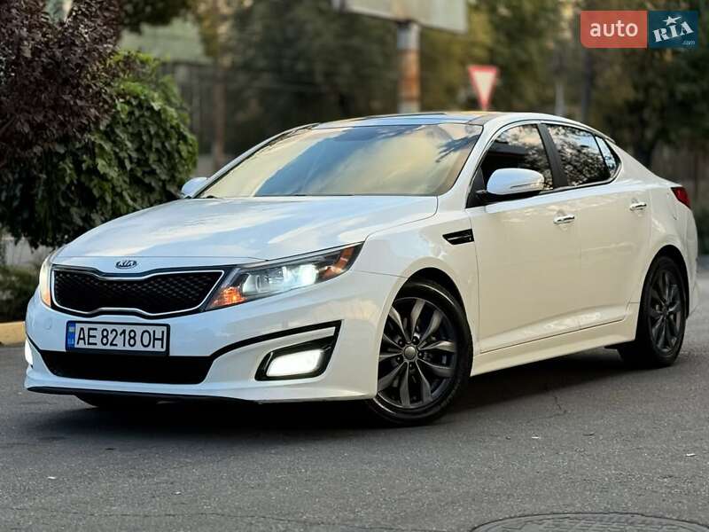 Седан Kia Optima 2014 в Львове