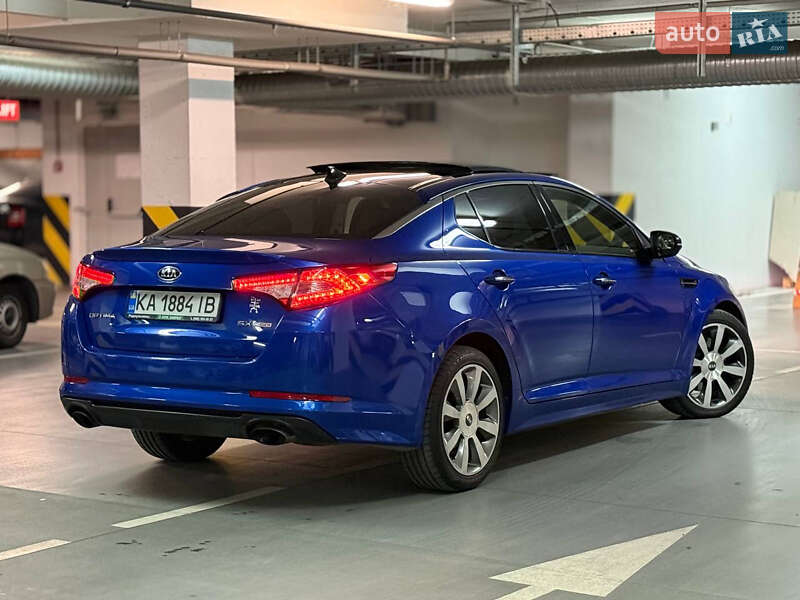 Седан Kia Optima 2012 в Дніпрі