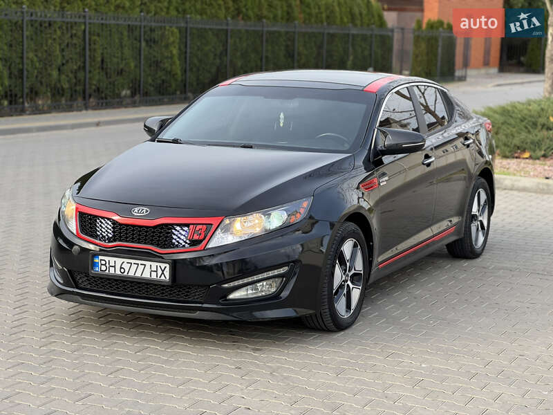 Седан Kia Optima 2013 в Одессе