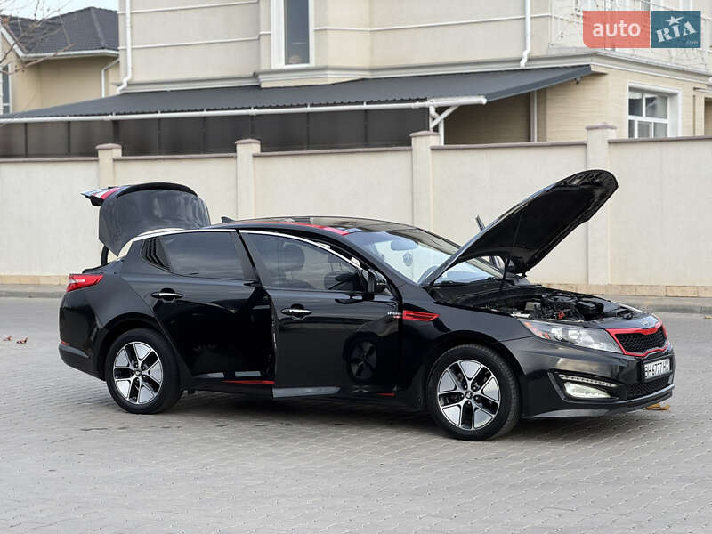 Седан Kia Optima 2013 в Одессе