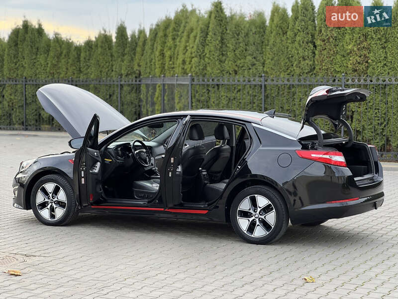 Седан Kia Optima 2013 в Одессе