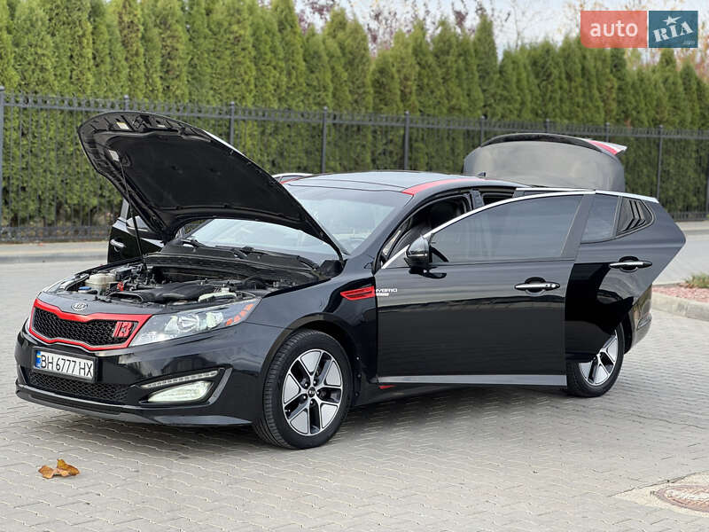 Седан Kia Optima 2013 в Одессе