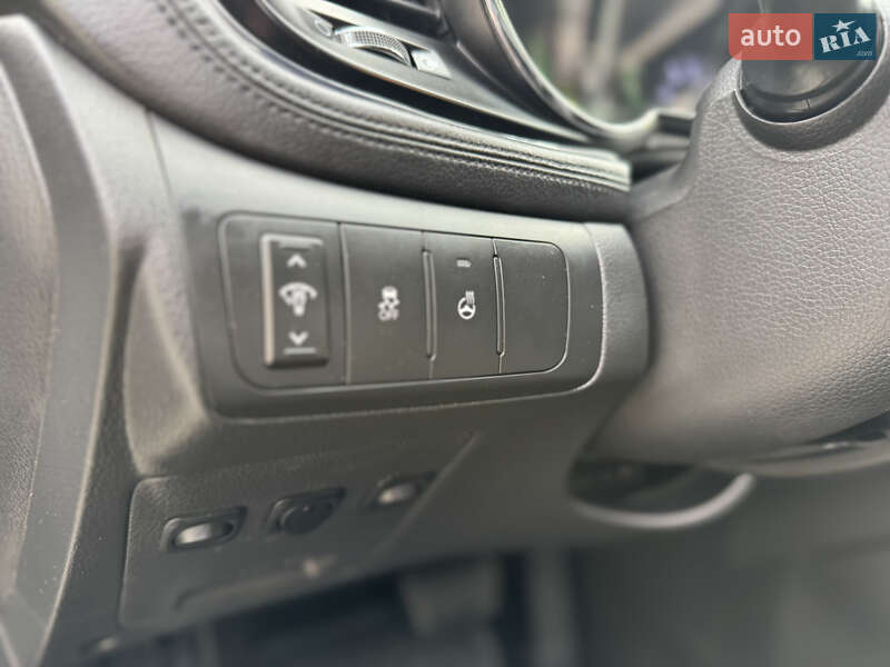 Седан Kia Optima 2013 в Одессе