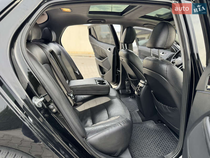 Седан Kia Optima 2013 в Одессе