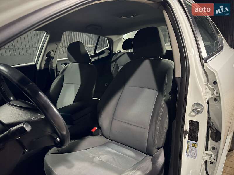 Седан Kia Optima 2013 в Одессе